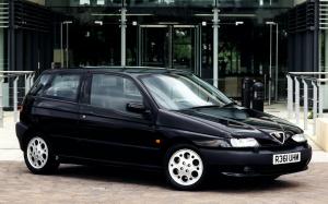 Alfa Romeo 145 Cloverleaf 1996 года